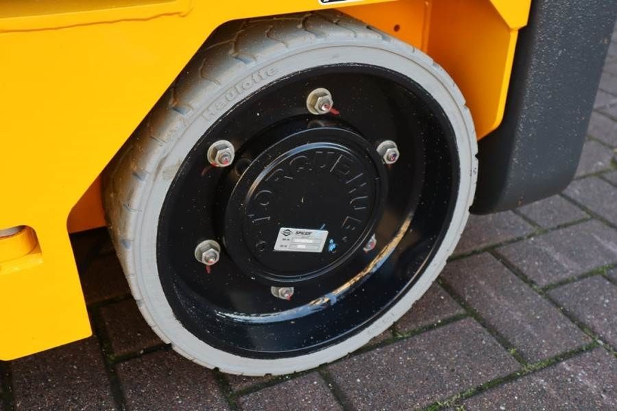 Haulotte Compact 8N Valid inspection, *Guarantee! 8m Workin