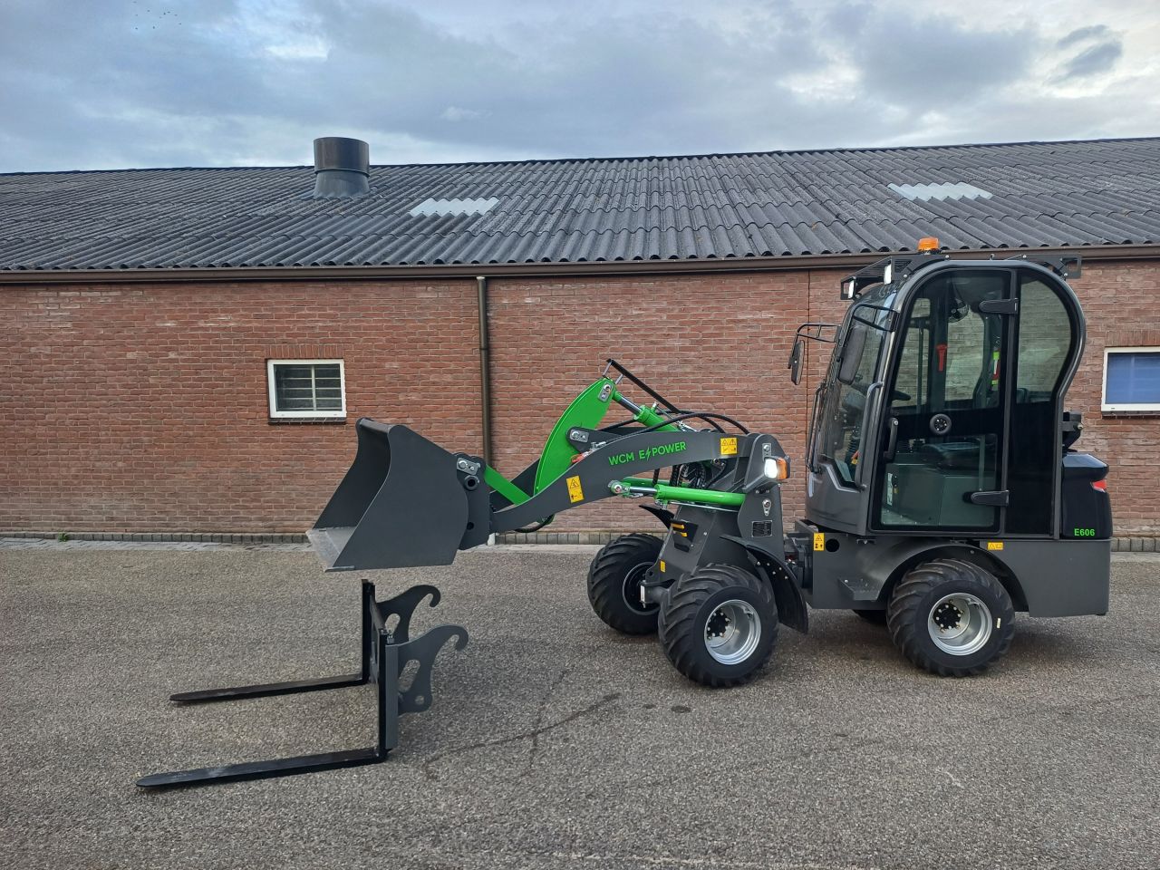 Mini shovel Wcm 606 elektrische minishovel