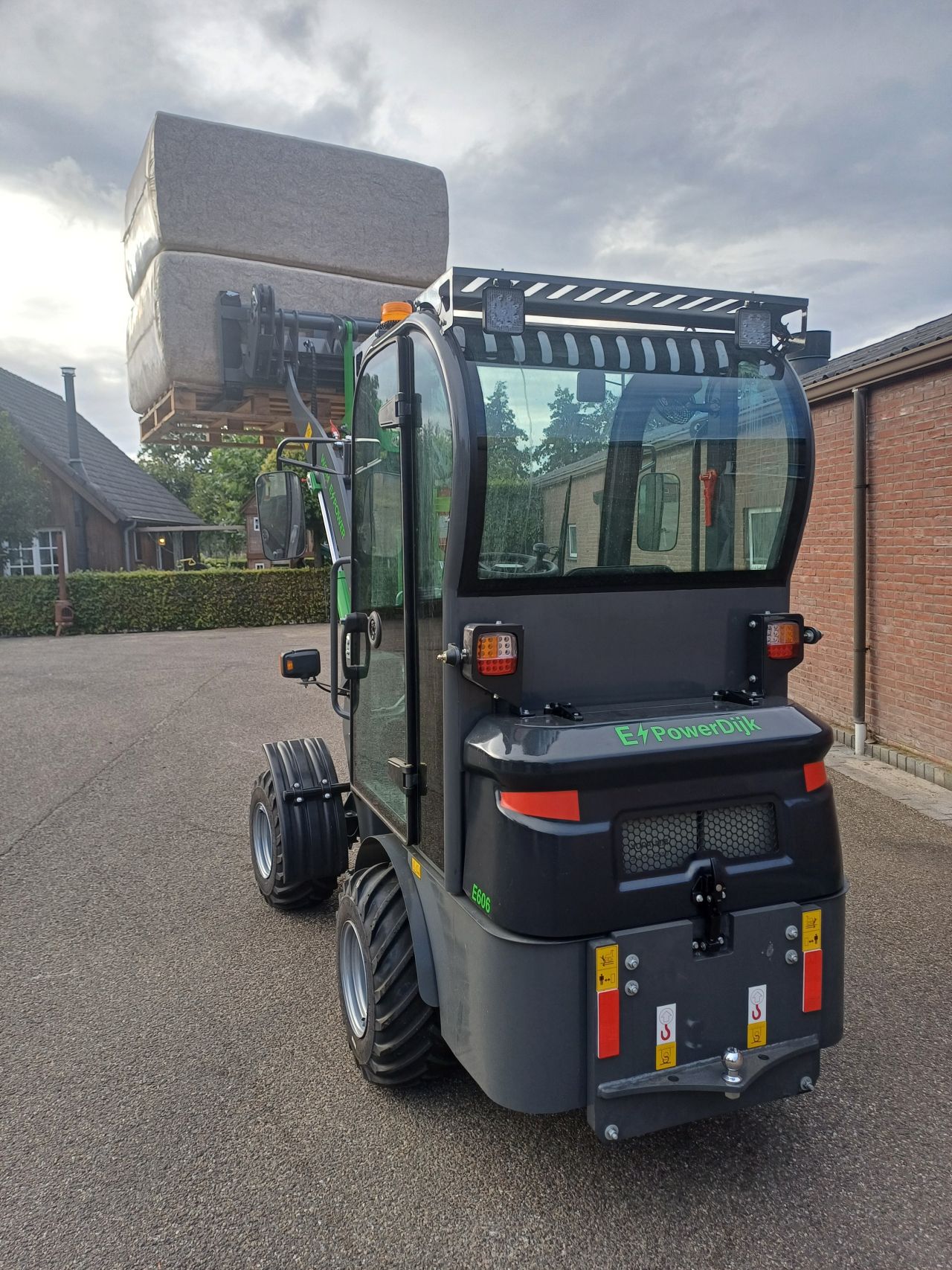 Mini shovel Wcm 606 elektrische minishovel