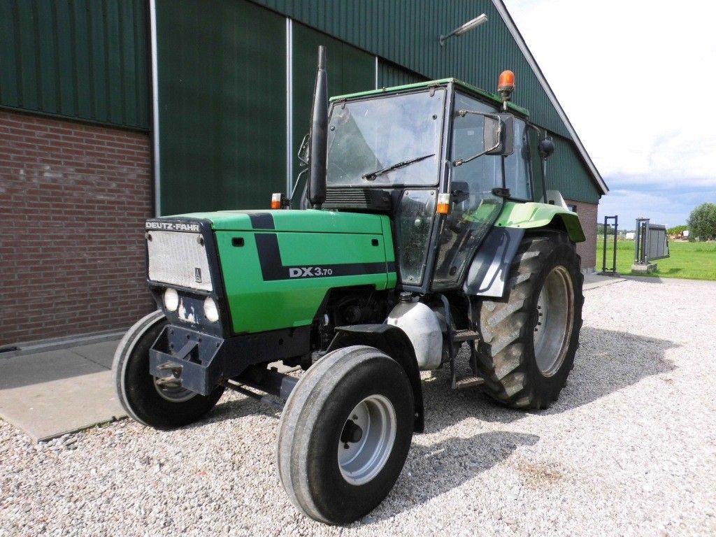 Deutz DX 370