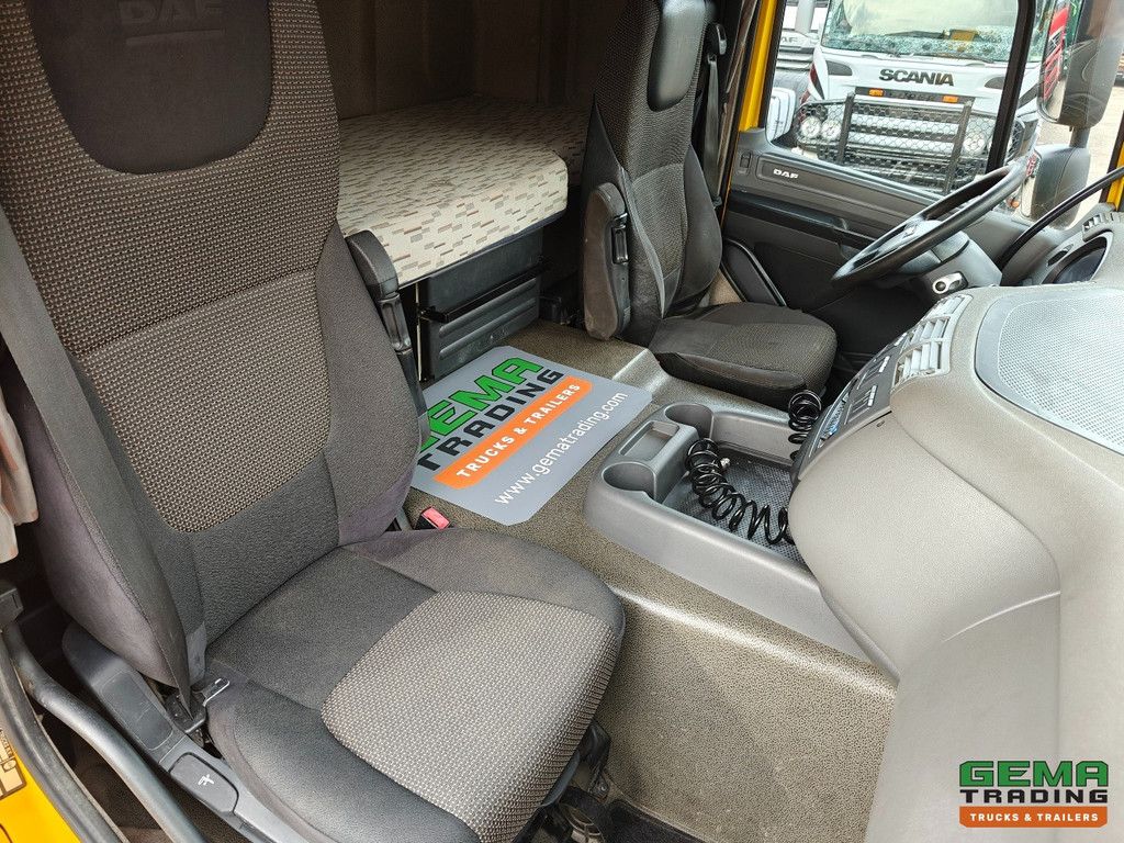 DAF CF 460 FTG 6x2/4 Slaapcab Euro6A - SchuifSchotel - Nato - 518.000km