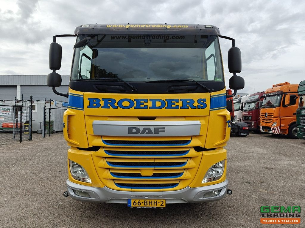 DAF CF 460 FTG 6x2/4 Slaapcab Euro6A - SchuifSchotel - Nato - 518.000km