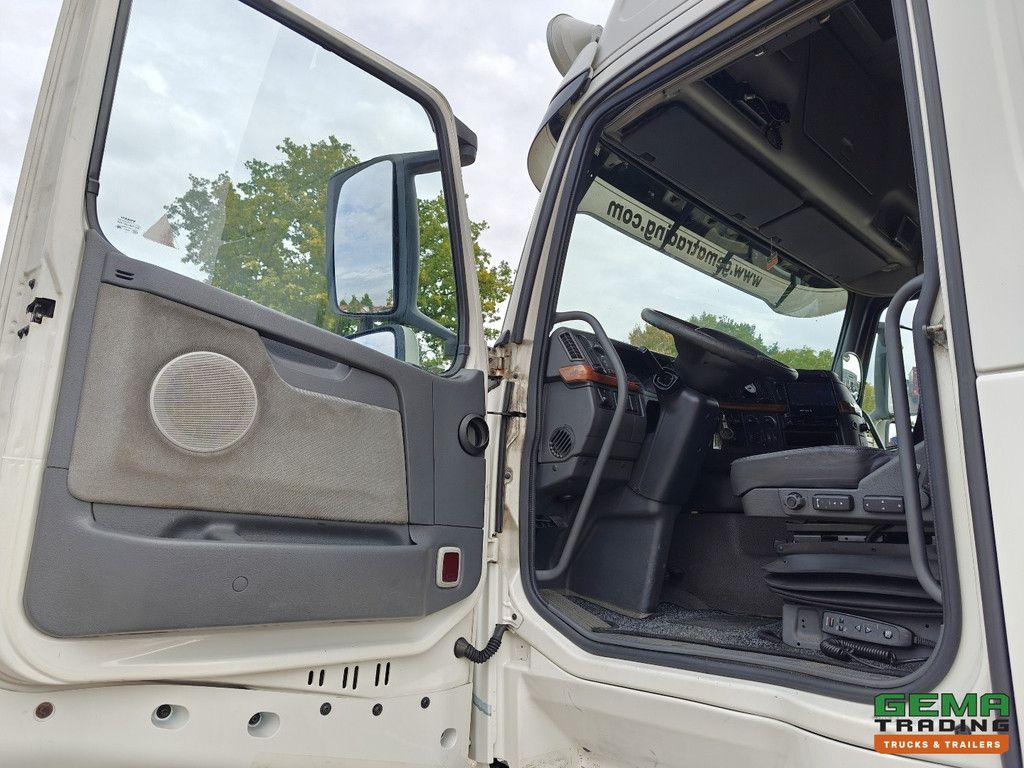 Volvo FH460 4x2 Globetrotter XL Euro3 - Dubbele Tanks - NL Truck