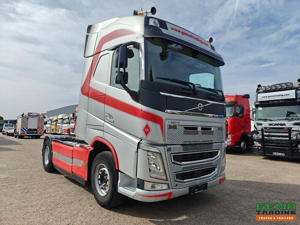 Volvo FH460 4x2 Globetrotter Euro6 - KiepHydrauliek - Dubbele Tanks - 12/2025 APK