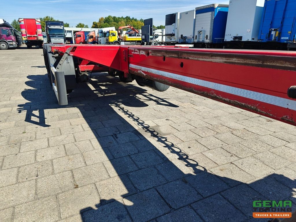 D-Tec FLEXITRAILER 3-axle SAF - MULTI - Disc brakes - Lift axle - All connections - 4749 kg - 04/2026 MOT