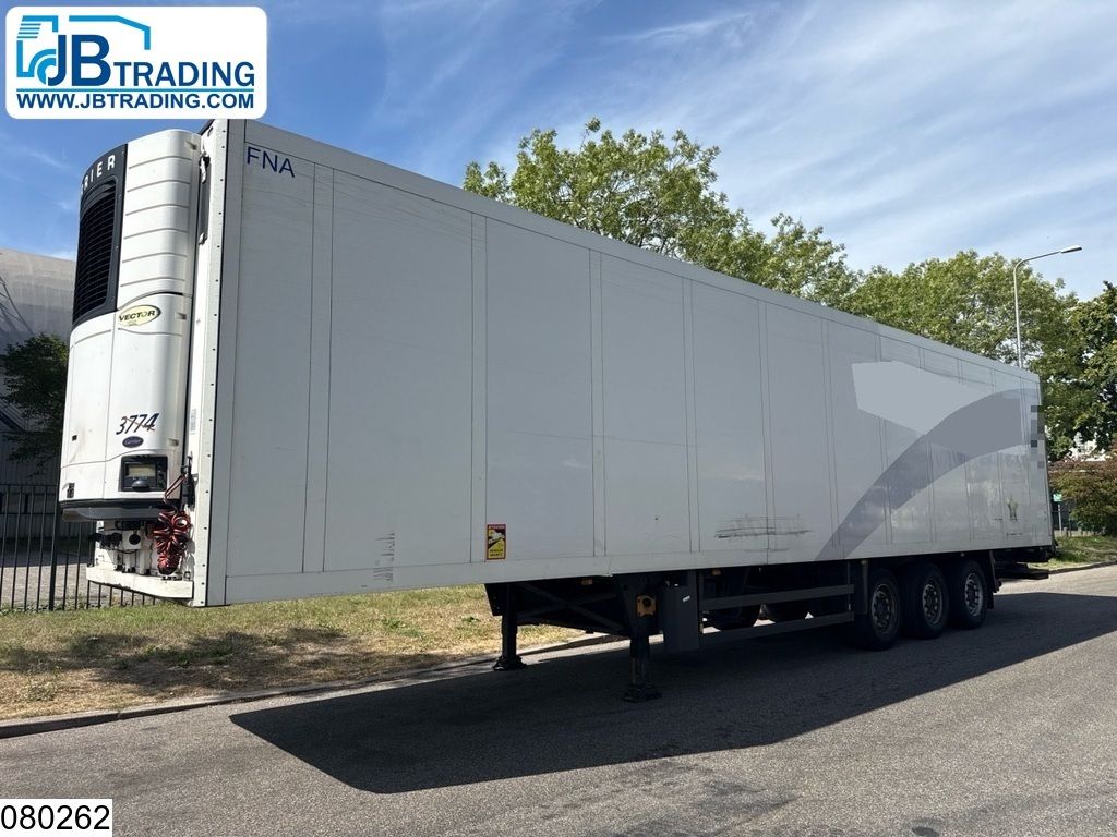 Schmitz Koel vries Carrier Vector 1550, Dhollandia
