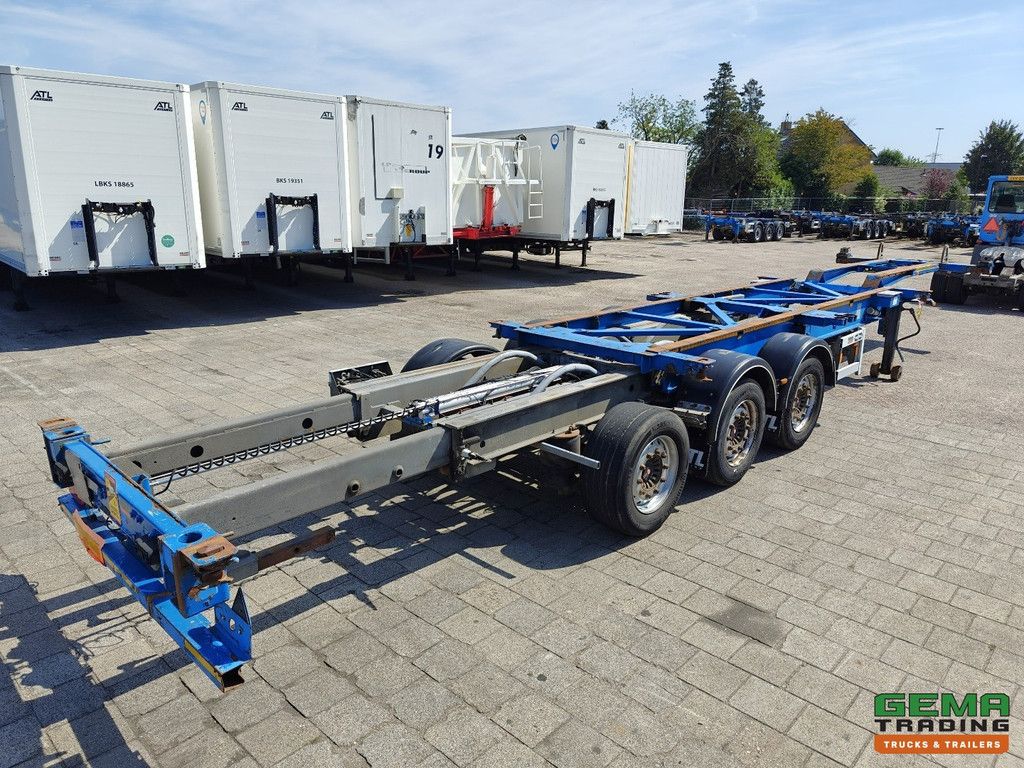 Van Hool 3B0079 3-axle SAF - Disc brakes - All connections / Universal chassis - 10 units in stock