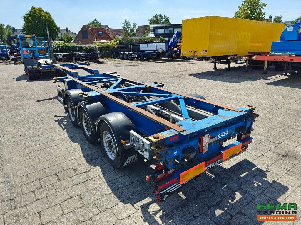 Van Hool 3B0079 3-Axle SAF - Disc brakes - All connections / Universal chassis