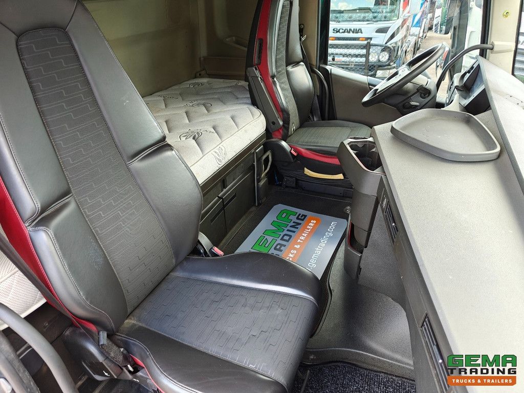 Volvo FH460 4x2 Globetrotter Euro 6 - Double Tanks - Parking Air Conditioning - SMARTTacho V2 - 04/2026 MOT