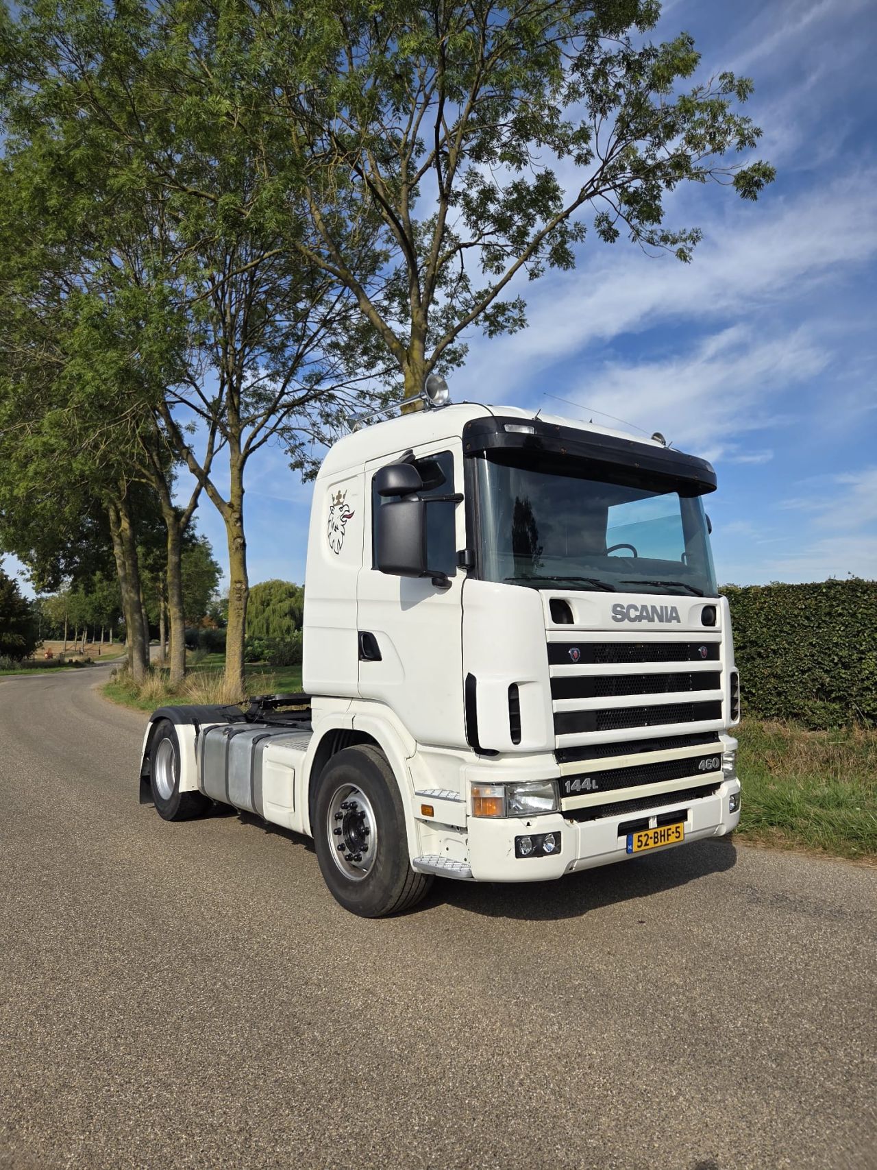 SCANIA 144L-460 V8 2001 Trekker NIEUWE APK