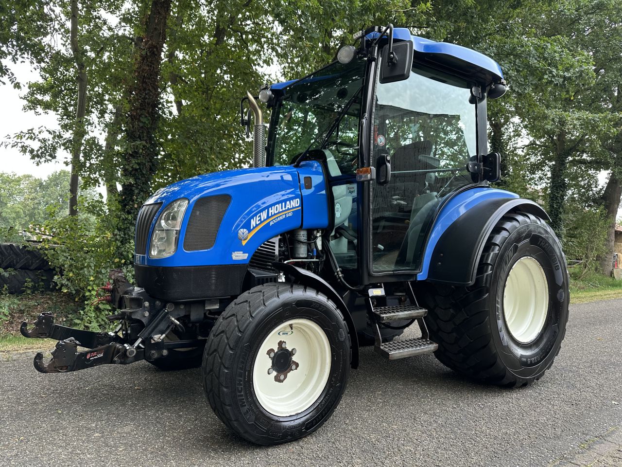 New Holland Boomer 54D Easy Drive