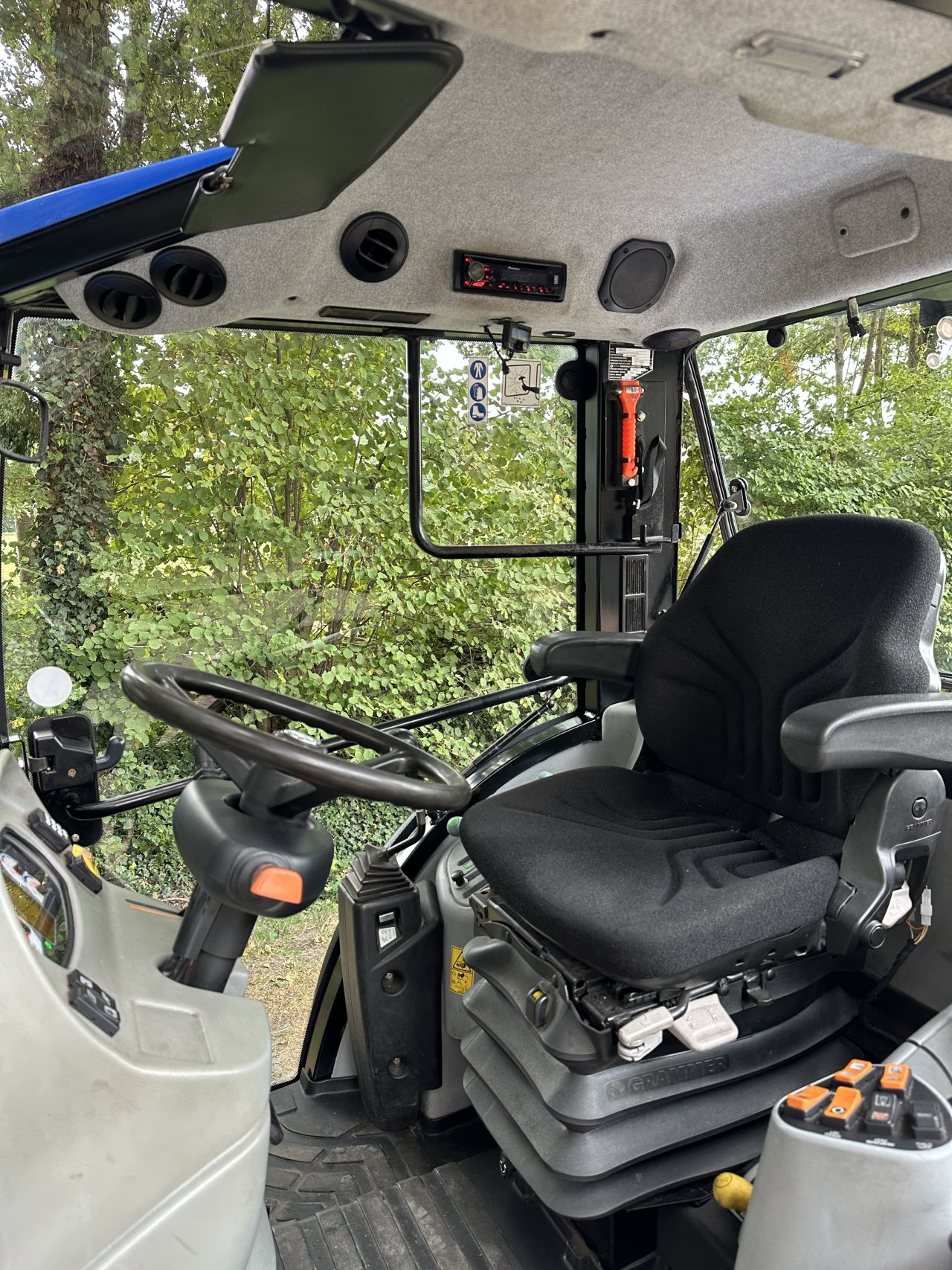 New Holland Boomer 54D Easy Drive