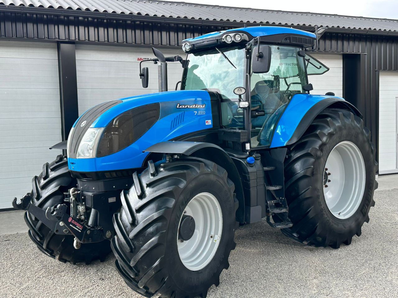 TE KOOP: zeer nette LANDINI 7.220