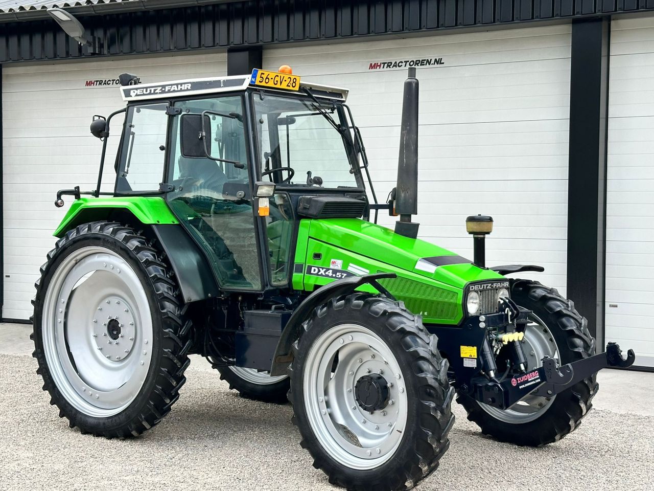 TE KOOP: zeer nette DEUTZ DX 4.57