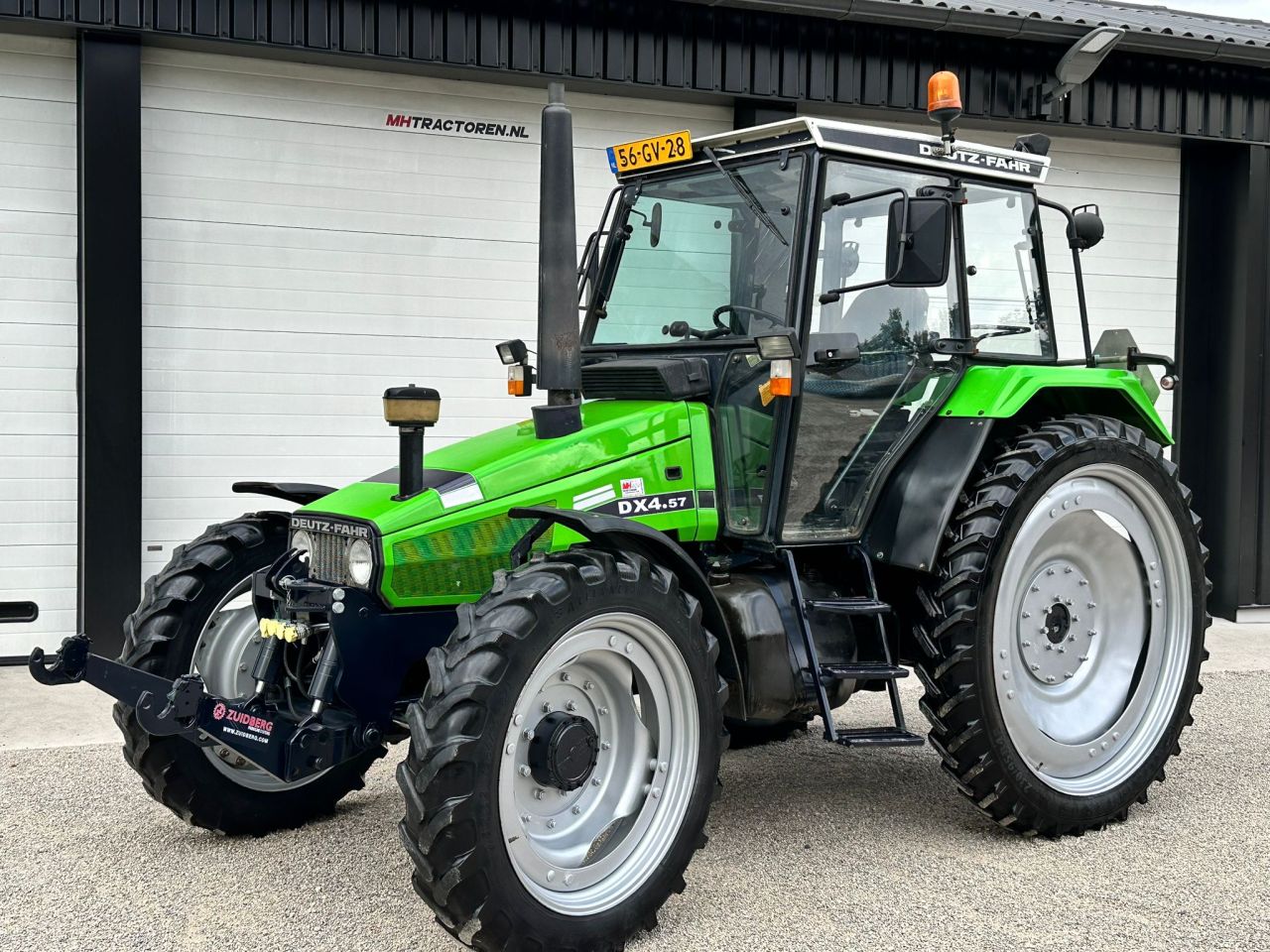 TE KOOP: zeer nette DEUTZ DX 4.57