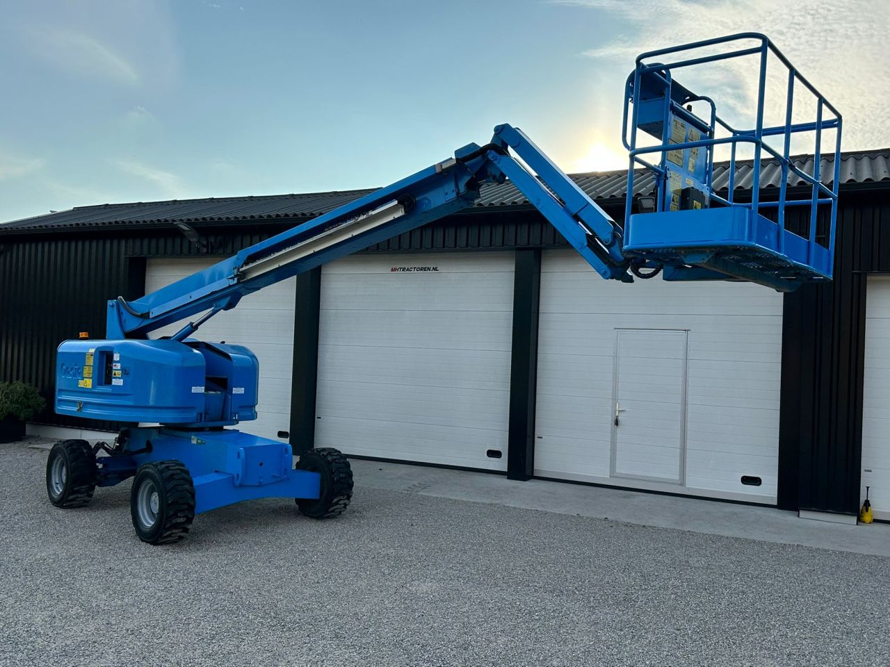 TE KOOP: zeer nette GENIE S45 hoogwerker