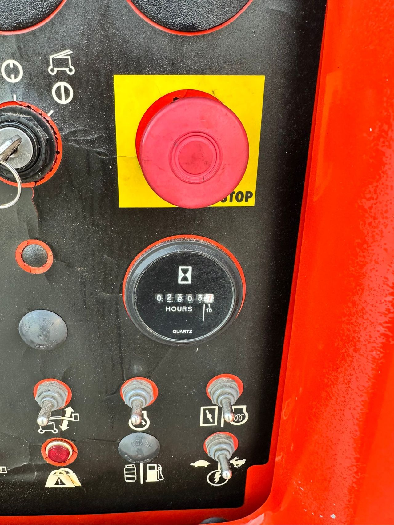 TE KOOP: zeer nette GENIE Z34-22 hoogwerker