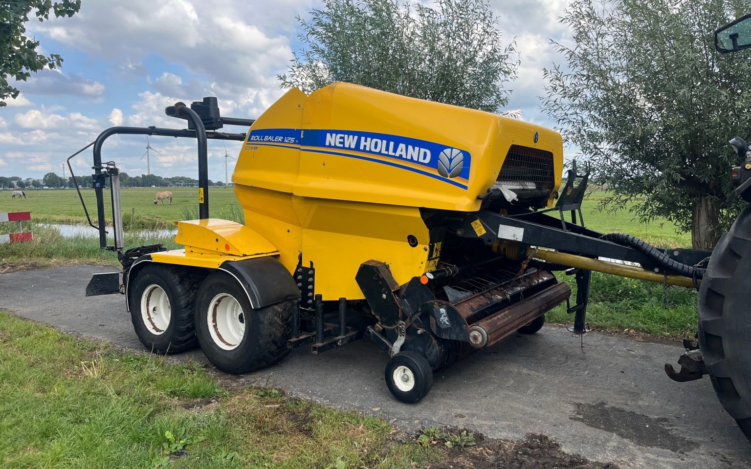 New Holland RB 125 combi perswikkelcombinatie FOLIEBINDING!