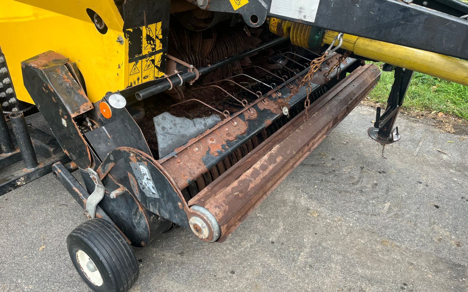 New Holland RB 125 combi perswikkelcombinatie FOLIEBINDING!
