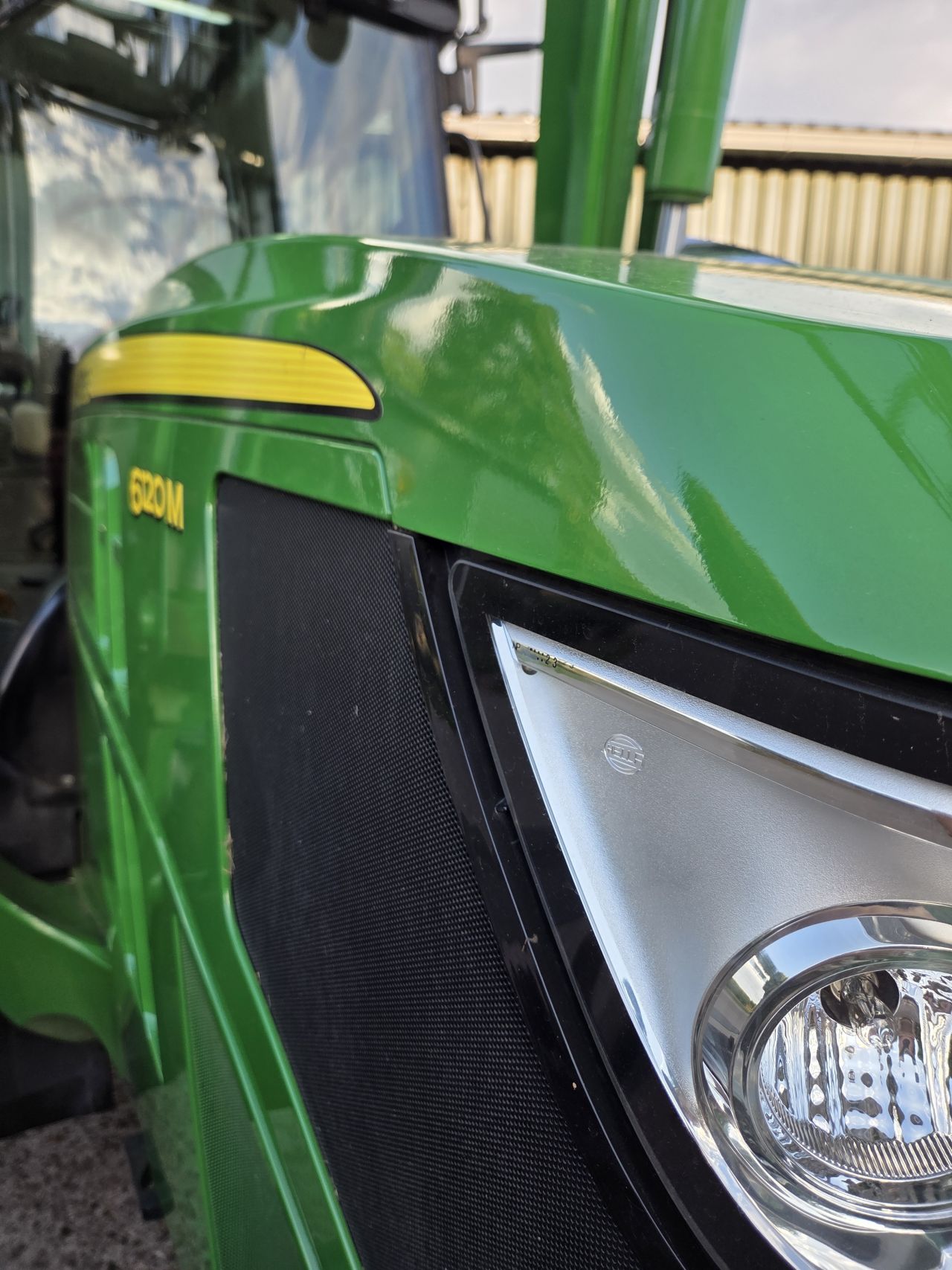 John Deere 6120M + 643R voorlader