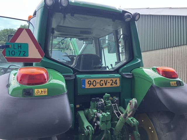 John deere 6220