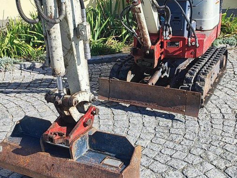 Takeuchi TB 108