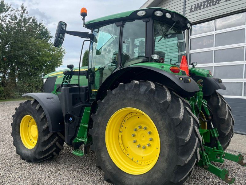 John Deere 6195R Premium Edition med frontlift
