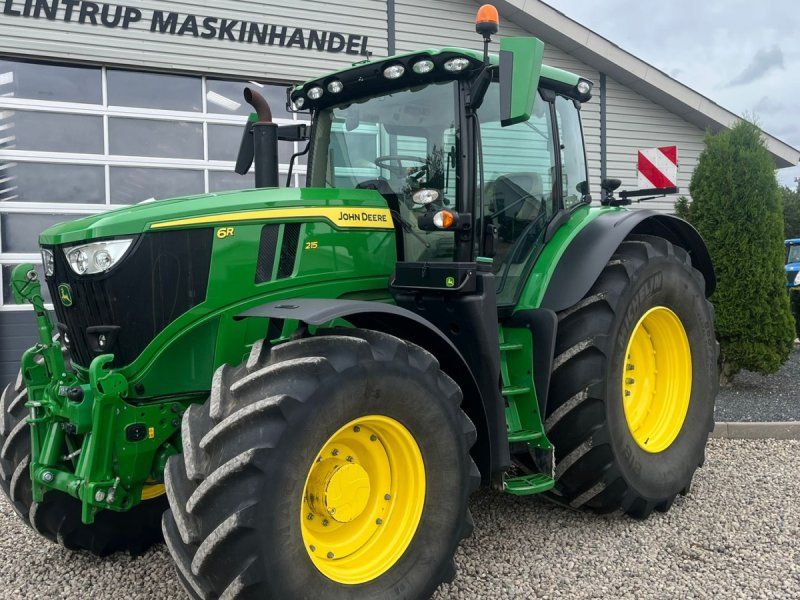 John Deere 6R 215 Command Pro med frontlift