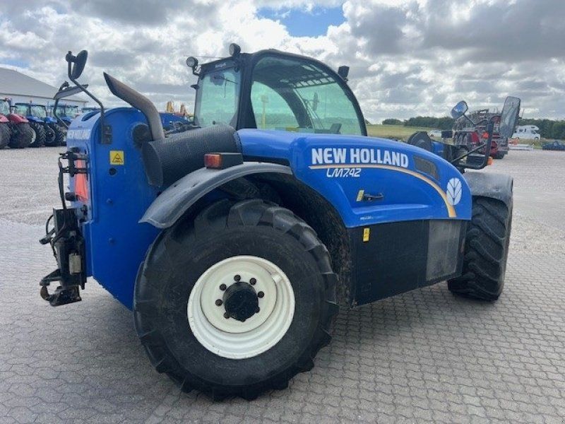 New Holland LM7.42 ELITE