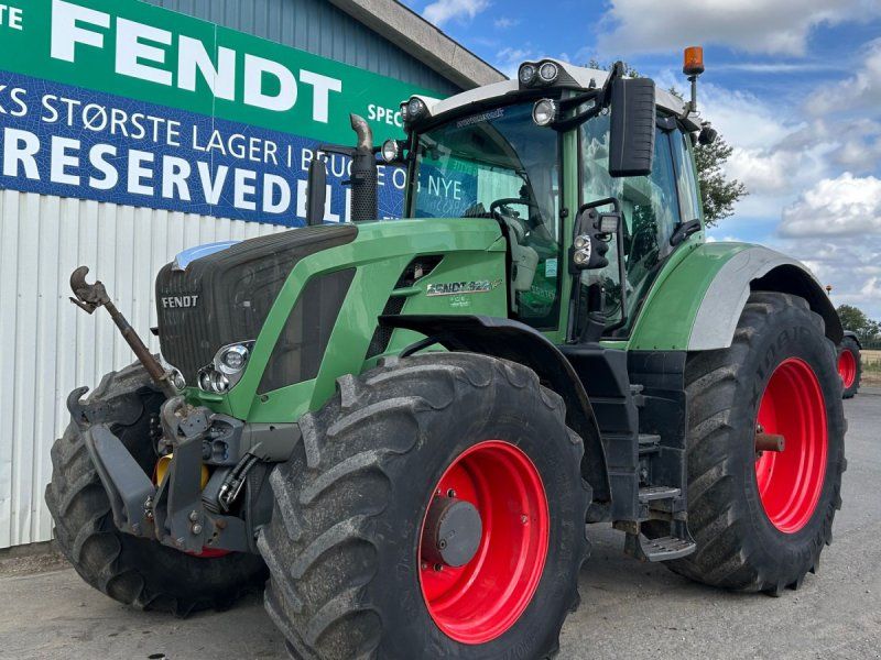 Fendt 822 Vario SCR Profi Plus Med Front PTO
