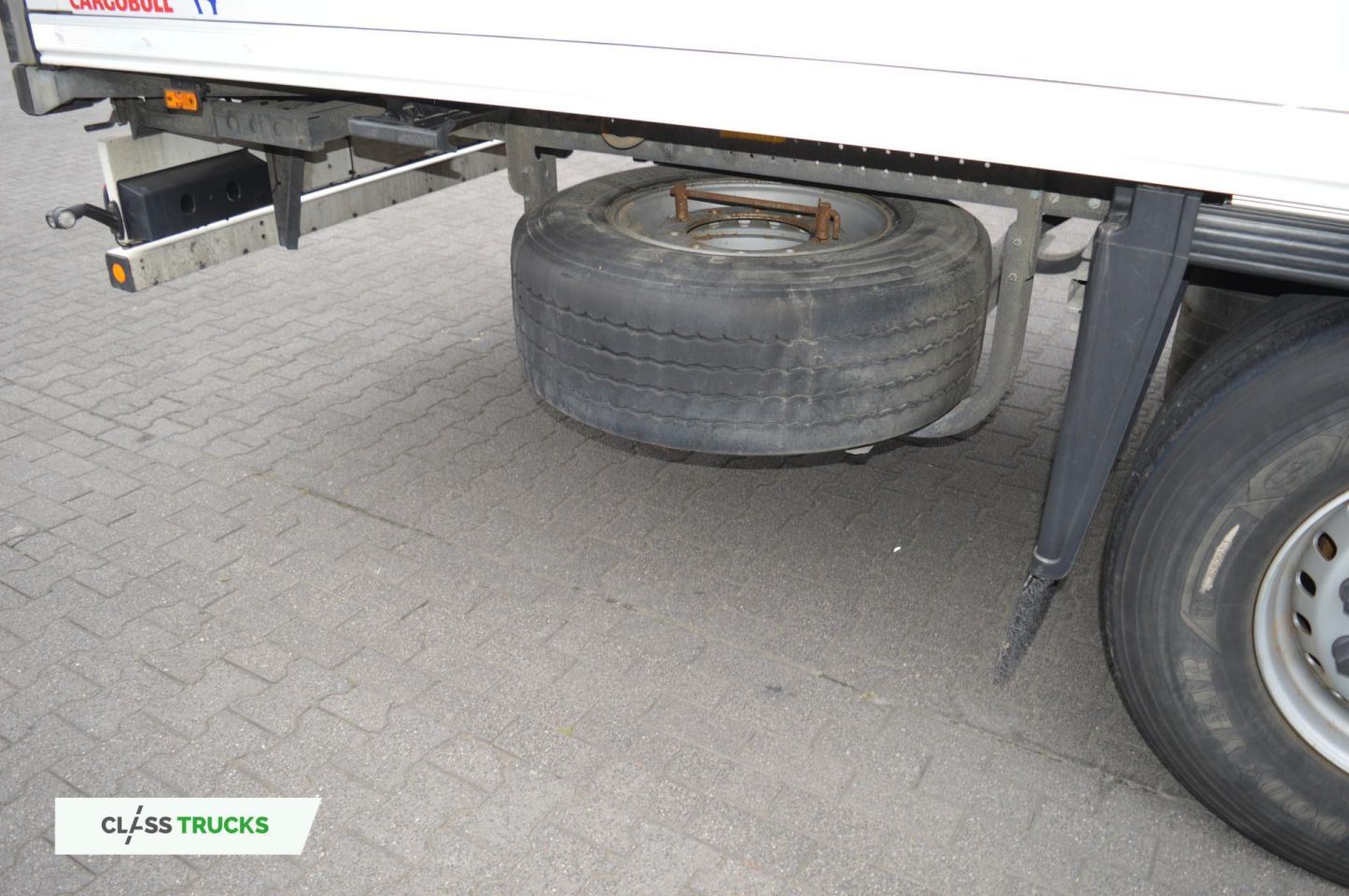 Schmitz Cargobull SKO FP 60 ThermoKing SLXi 300