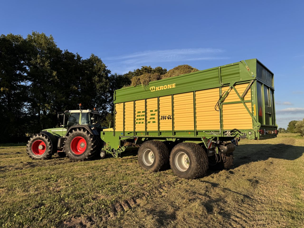Krone MX 350 GL opraapwagen ladewagen