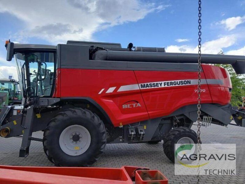 Massey Ferguson 7370
