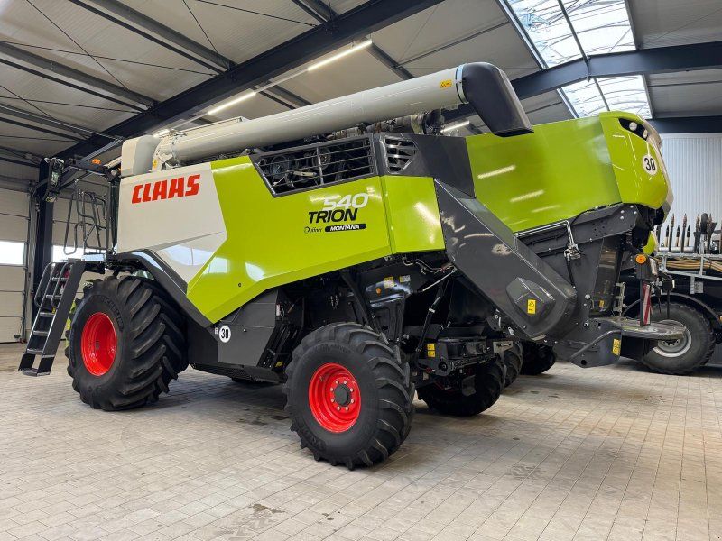 Claas Trion 540 Montana