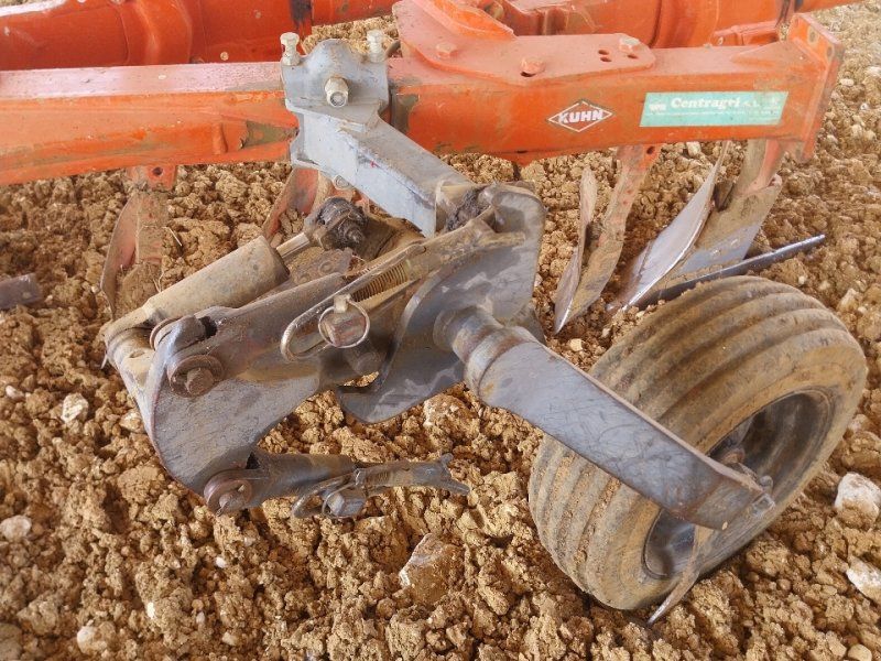 Kuhn MM 121 NSH