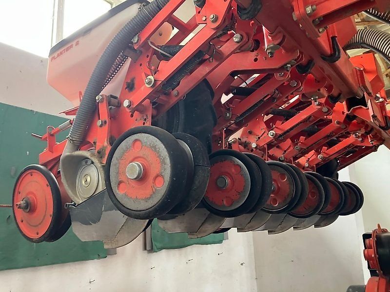 Kuhn Planter 2 12-45