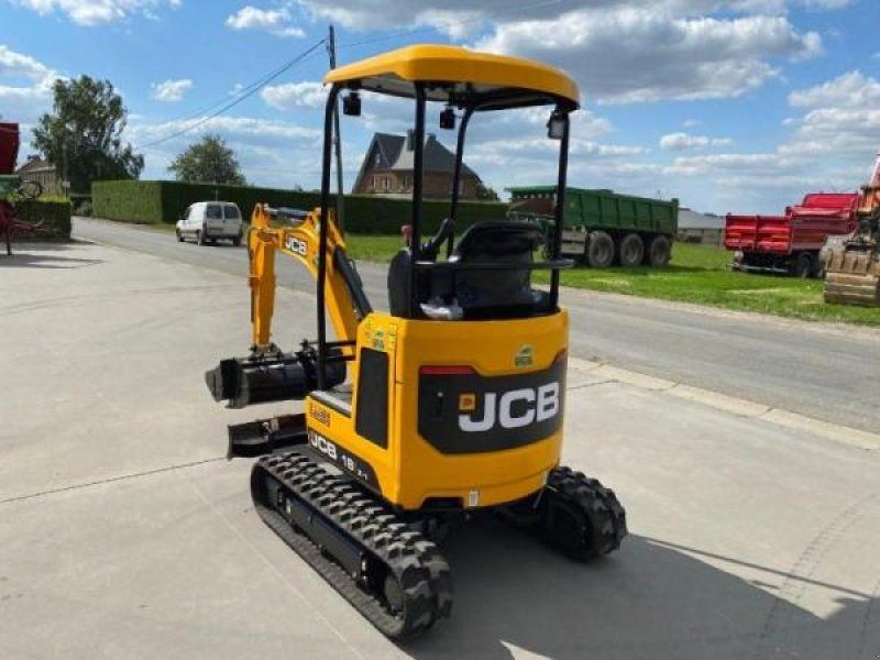 JCB 182-1 + 3 godets