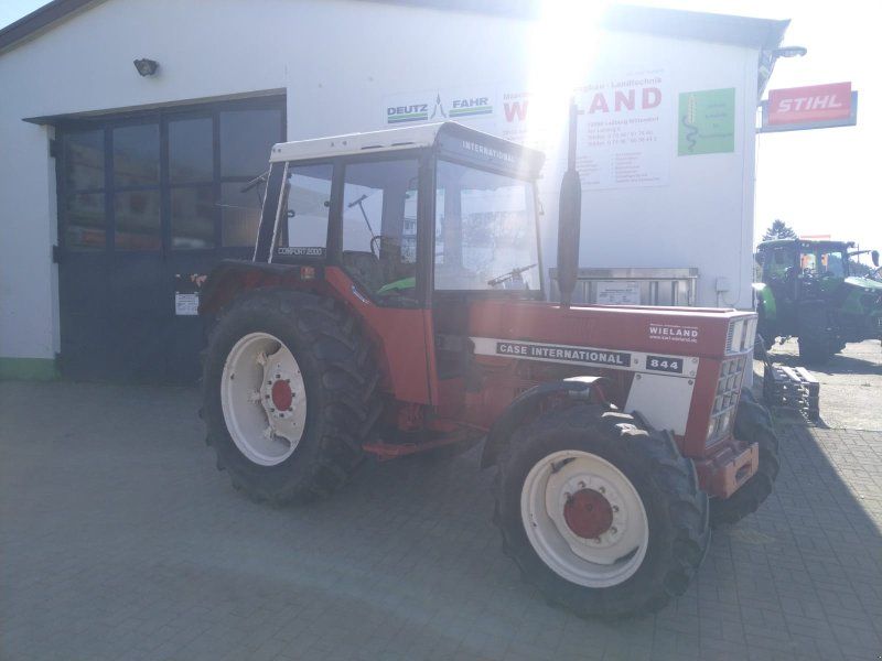 IHC 844 AS