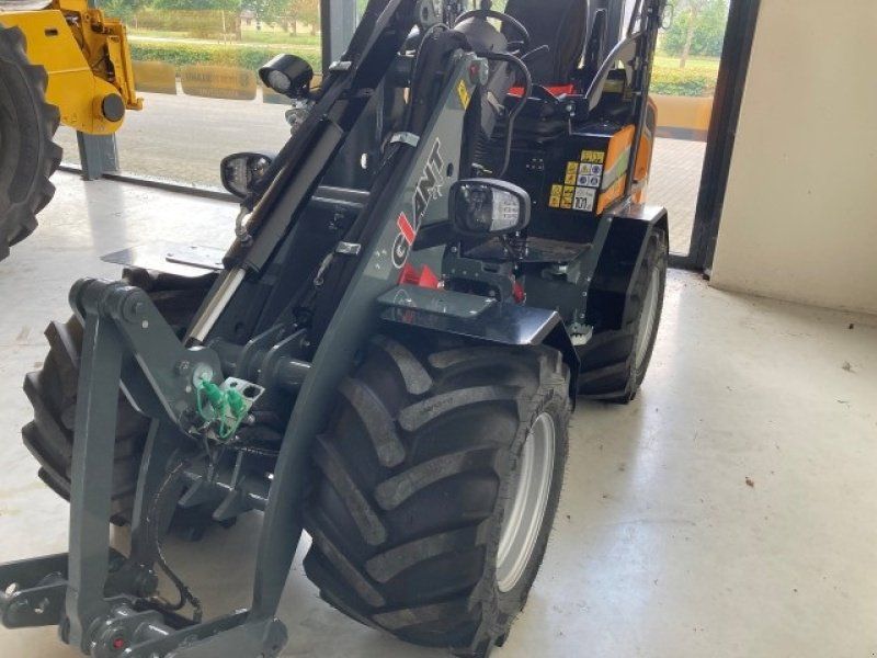 Giant G2700E HD læsser på el