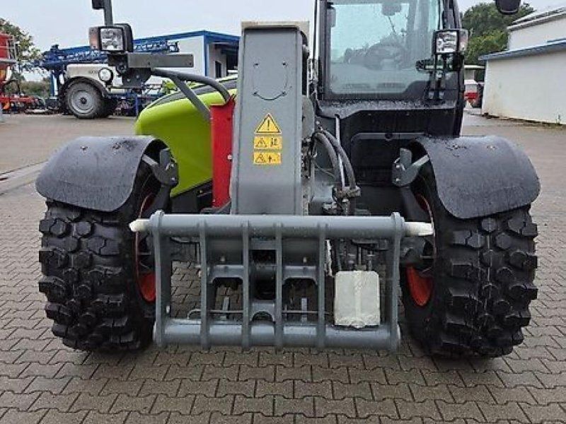 Claas scorpion 746