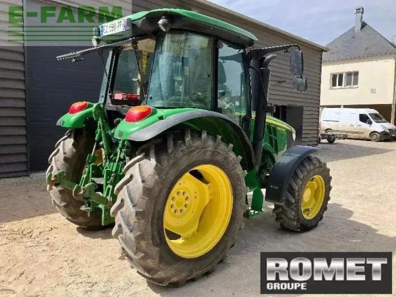 John Deere 5090m