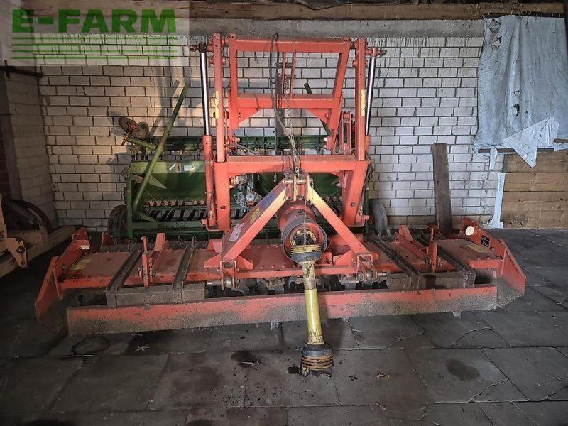 Kuhn hrb 302 / 300 cm