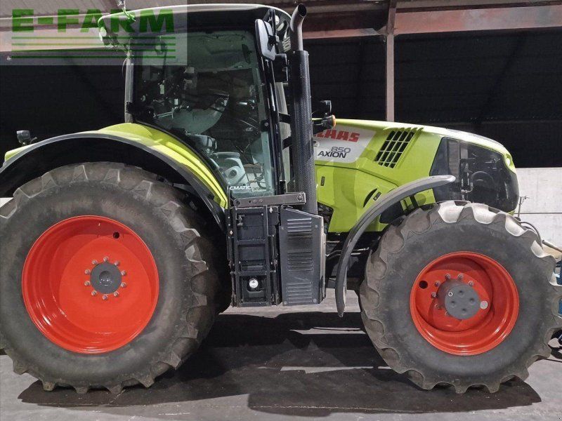 Claas AXION 850