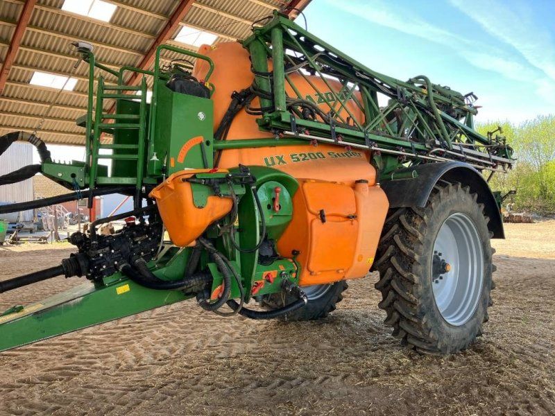 Amazone UX 5200