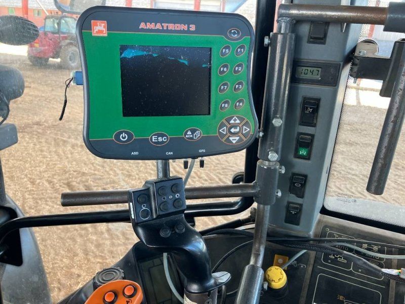Amazone UX 5200