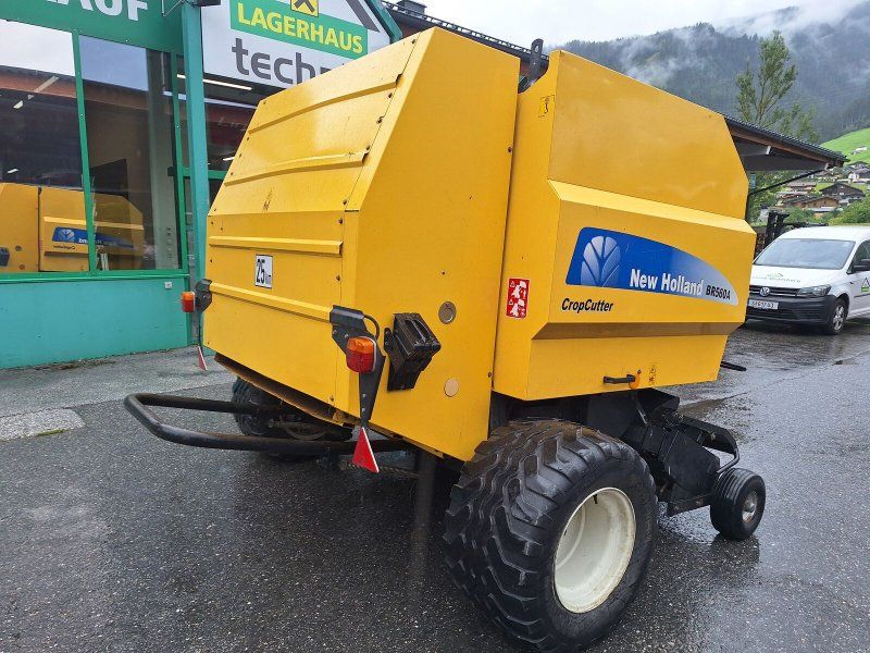 New Holland BR 544