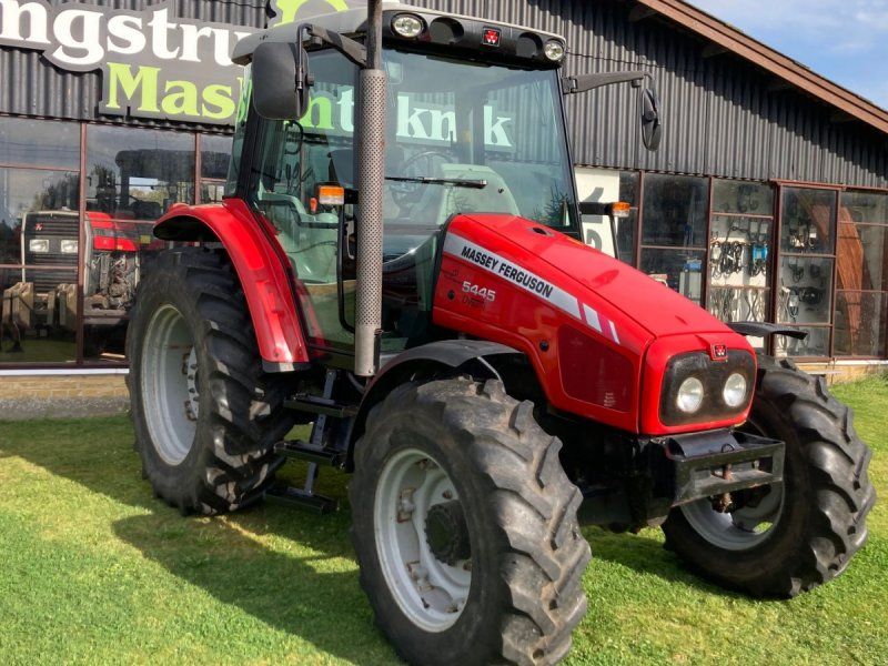 Massey Ferguson 5445