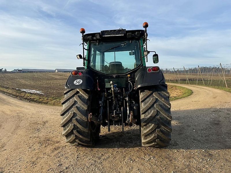 Valtra T151