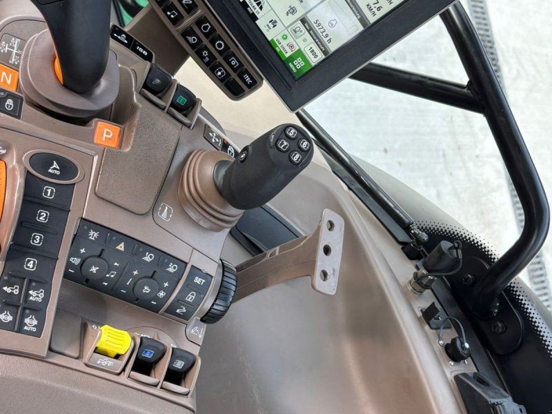 John Deere 6250R Premium Edition. Front lift.  AutoPowr. Auto Steer Ready.