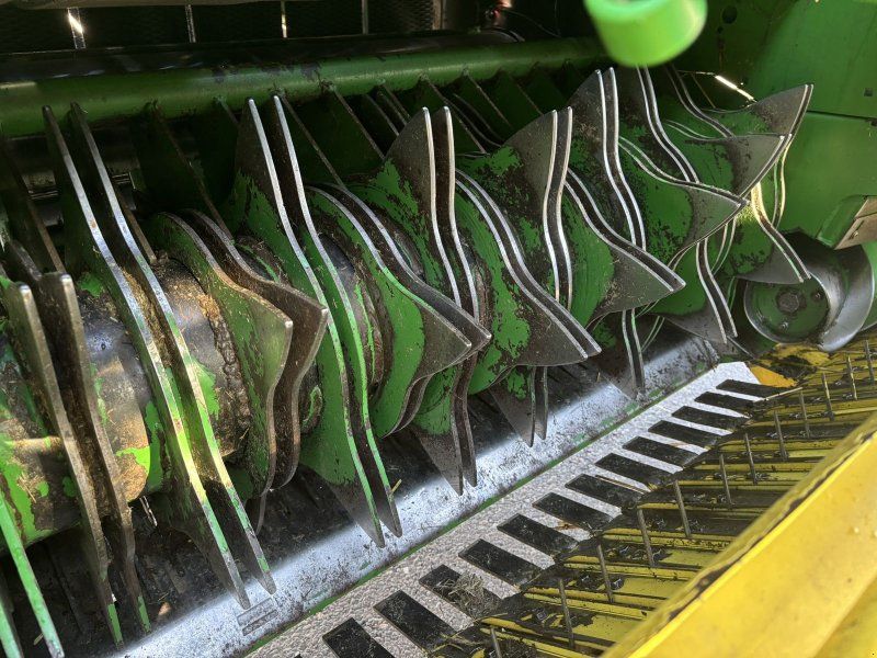 John Deere 592
